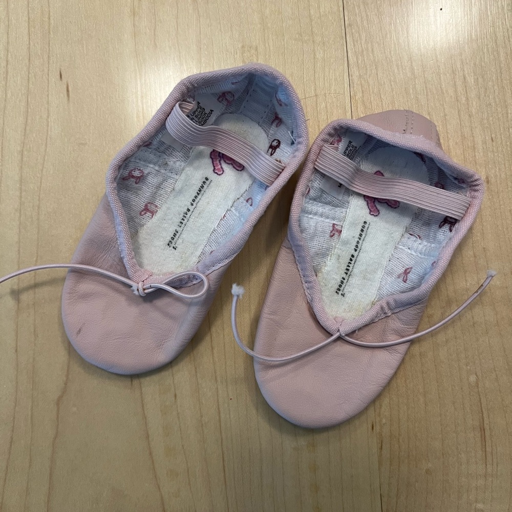 Pink Toddler Girls Leather Ballet Slippers - size 8